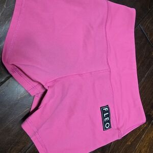 Fleo Shorts